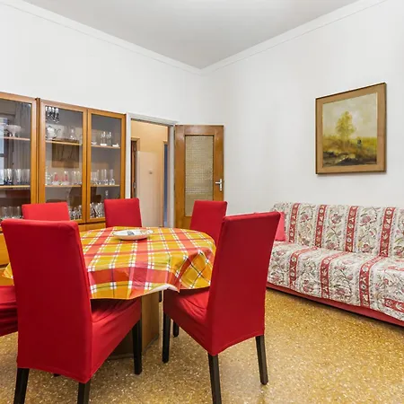 - & Roomy With Balcony! *