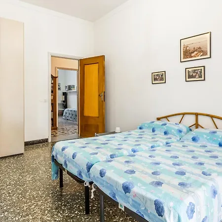 Apartment - & Roomy With Balcony! Cagliari